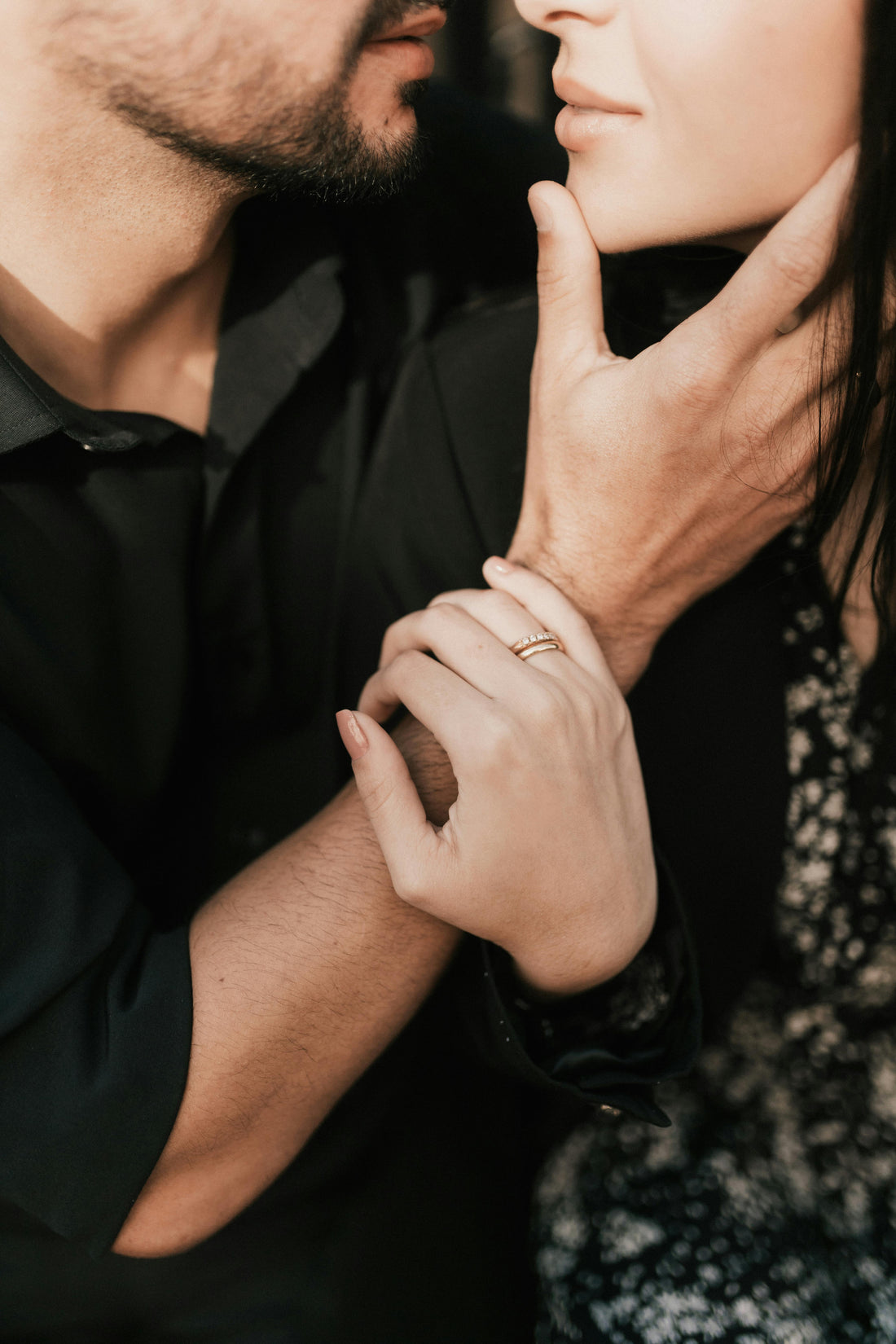 The Craft of Emotion - Why Unisex Fragrances for Him and Her Defines Modern Luxury